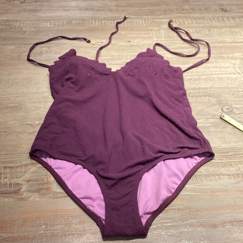 One pc bathing suit